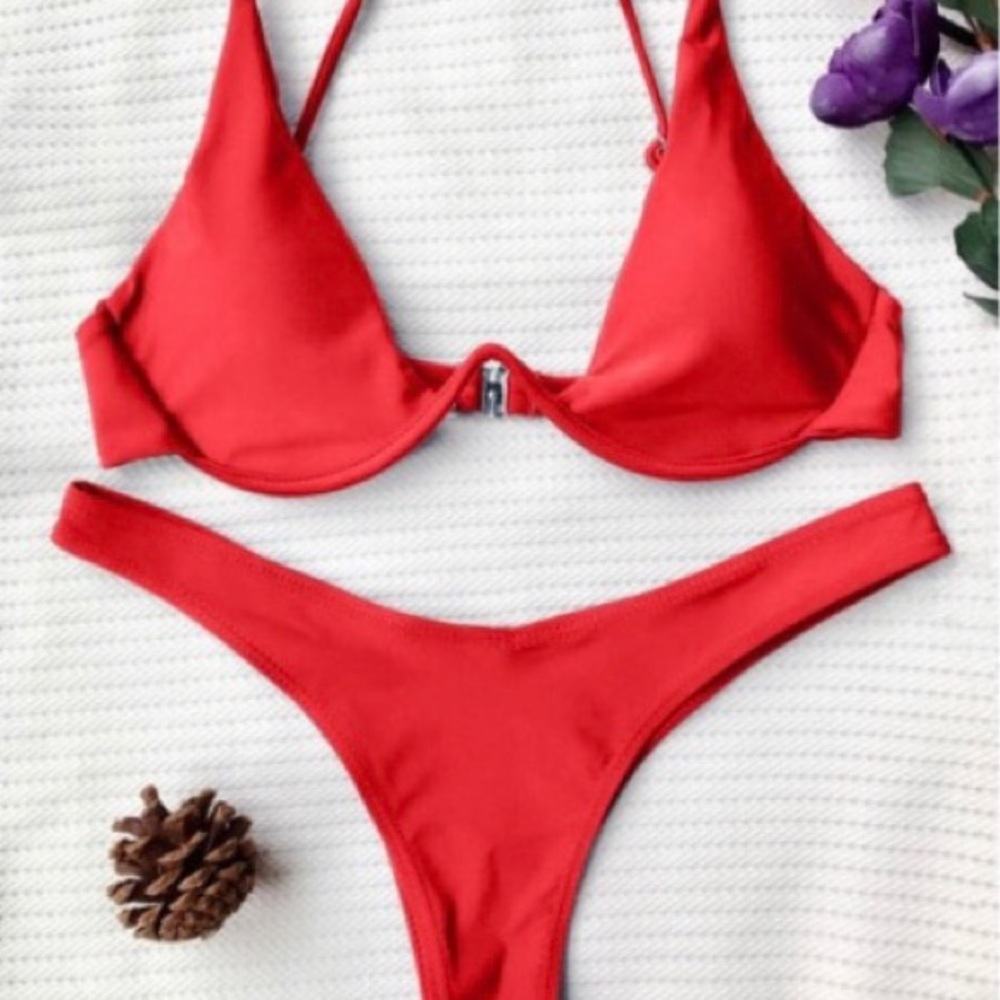 🌿SALE🌿NWT Zaful Push Up Plunge Bikini Set